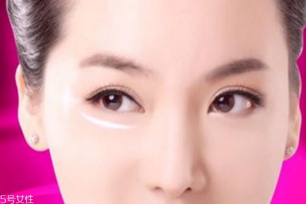 外切眼袋疤痕多久恢复 切眼袋后多久恢复自然