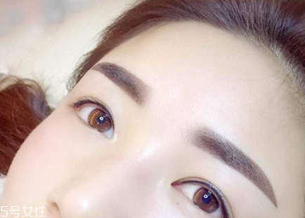 纹眉会留下疤痕吗 这个是不会的